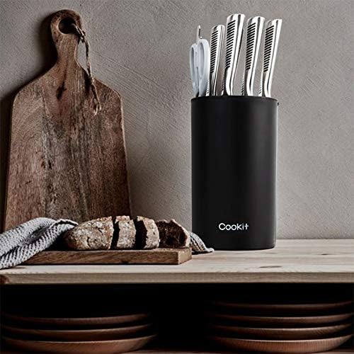 Efficient Kitchen Knife Storage