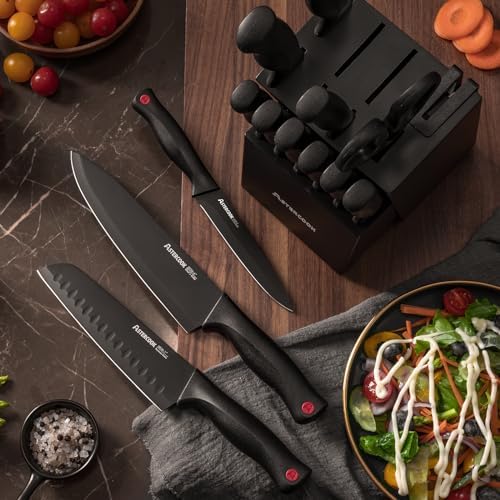 15-Piece German Stainless Steel Knife Set with Built-In Sharpener Lifetime Warranty