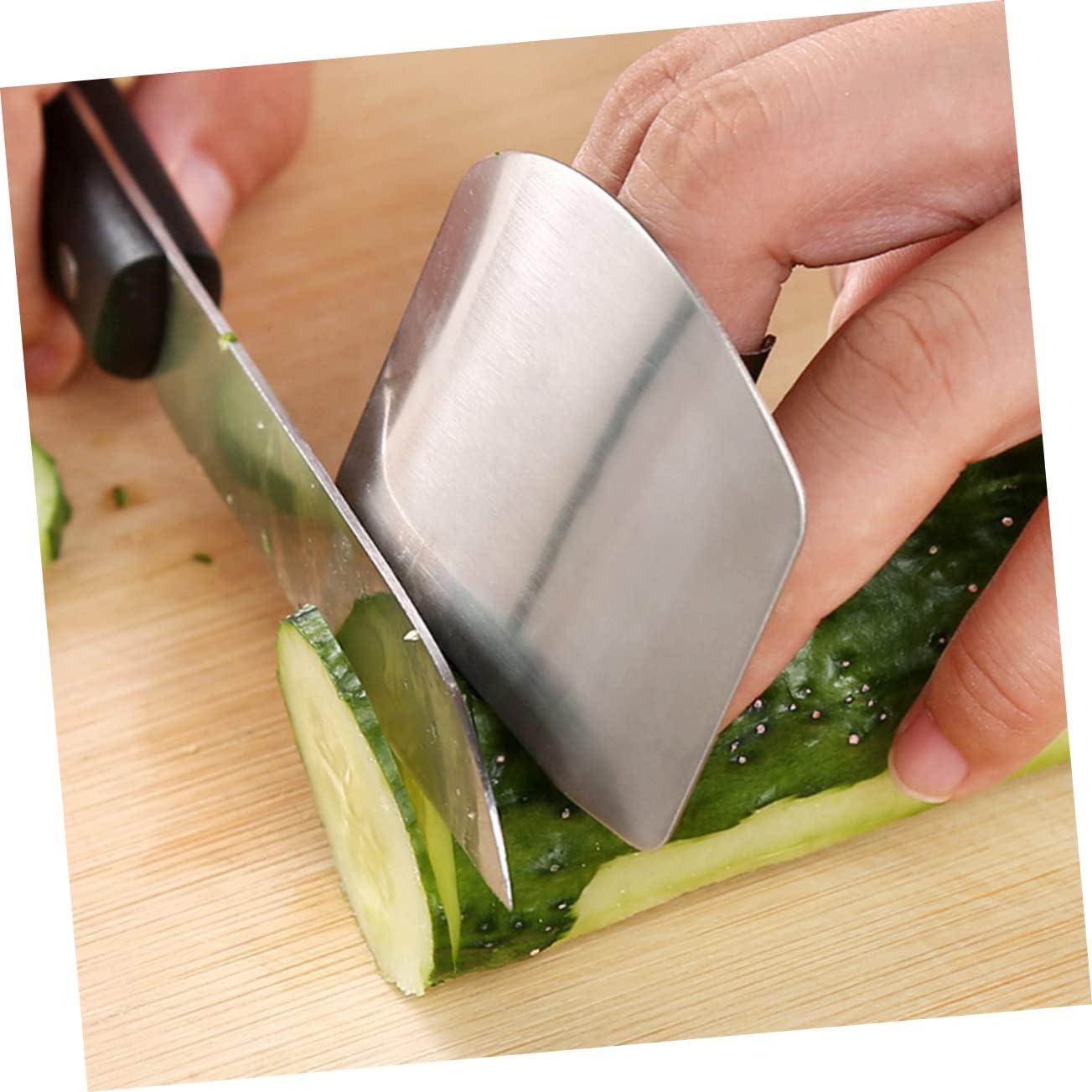 Safe Kitchen Protector for Fingers Cooking Tips