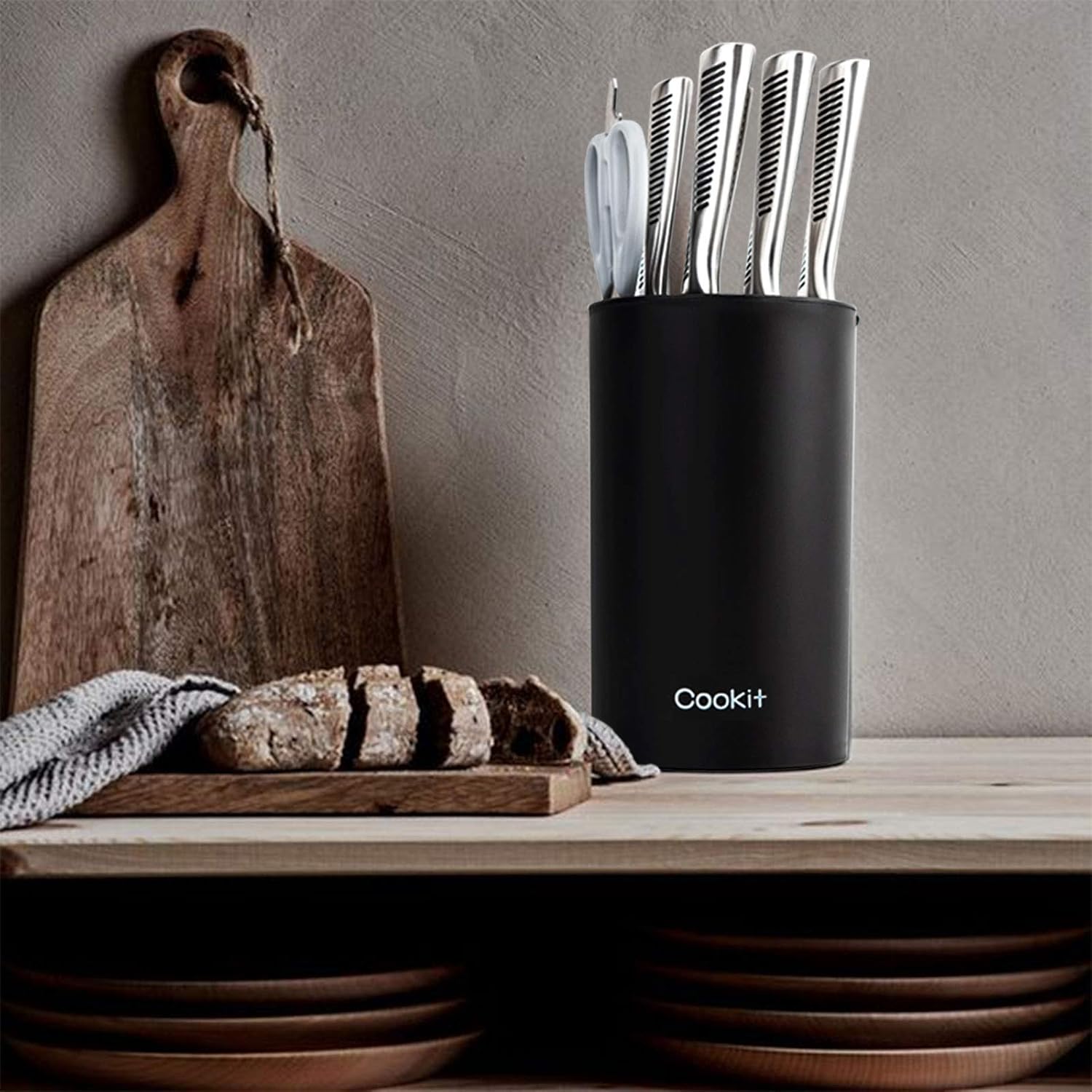 Efficient Kitchen Knife Storage