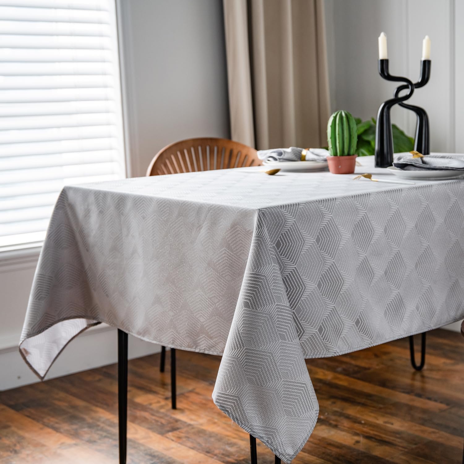 GOLD SAIL - Geometric Grey Tablecloth