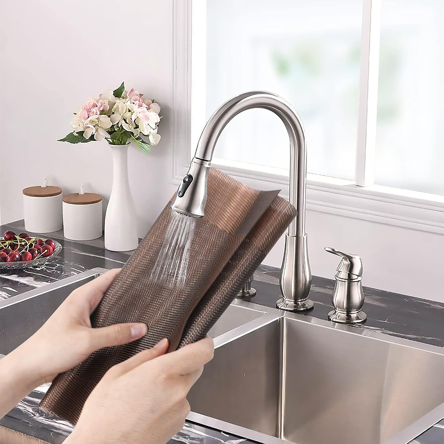 Aofmee 4-Pack Heat-Resistant Place Mats