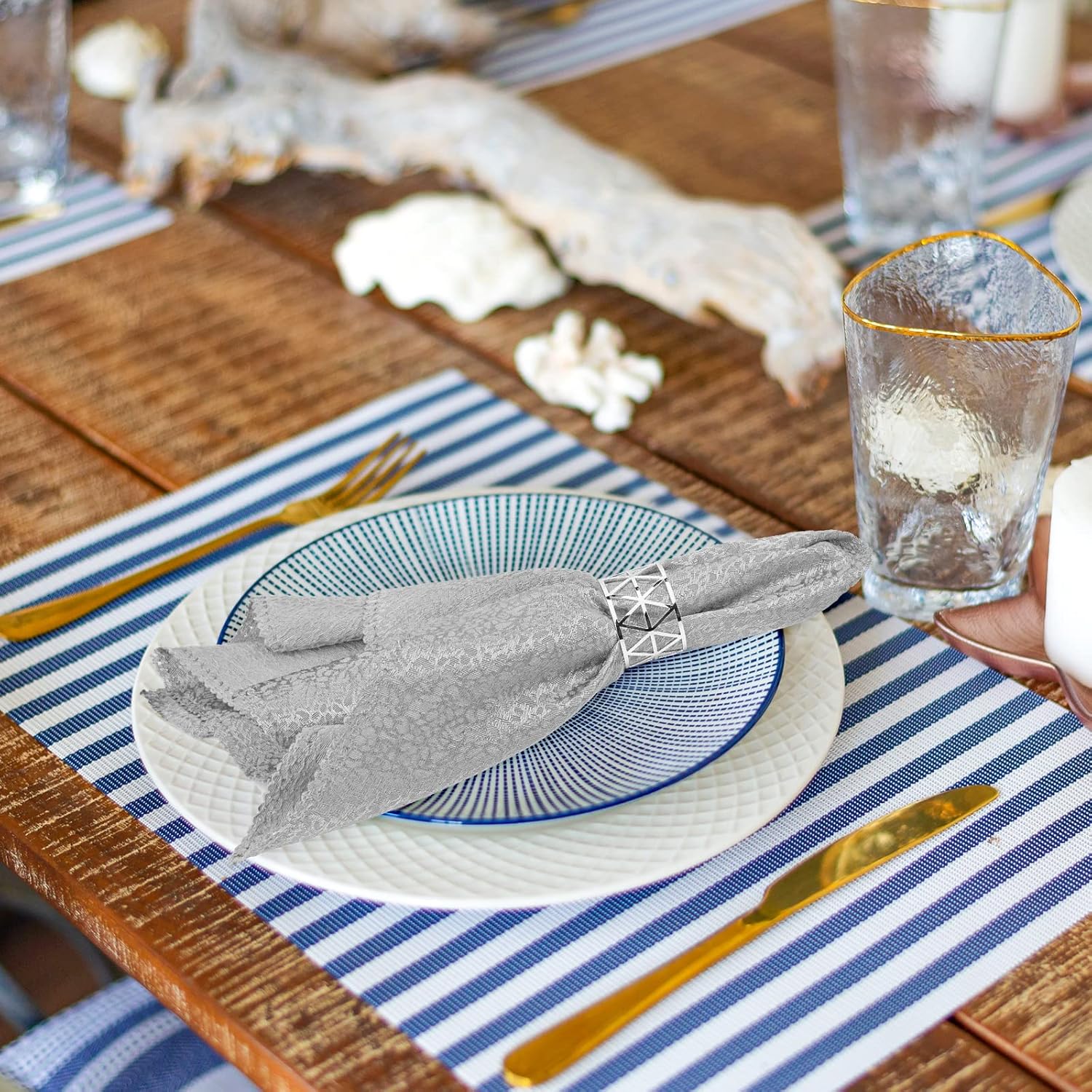Elegant 12-Piece Silver Napkin Rings Set for Table Setting