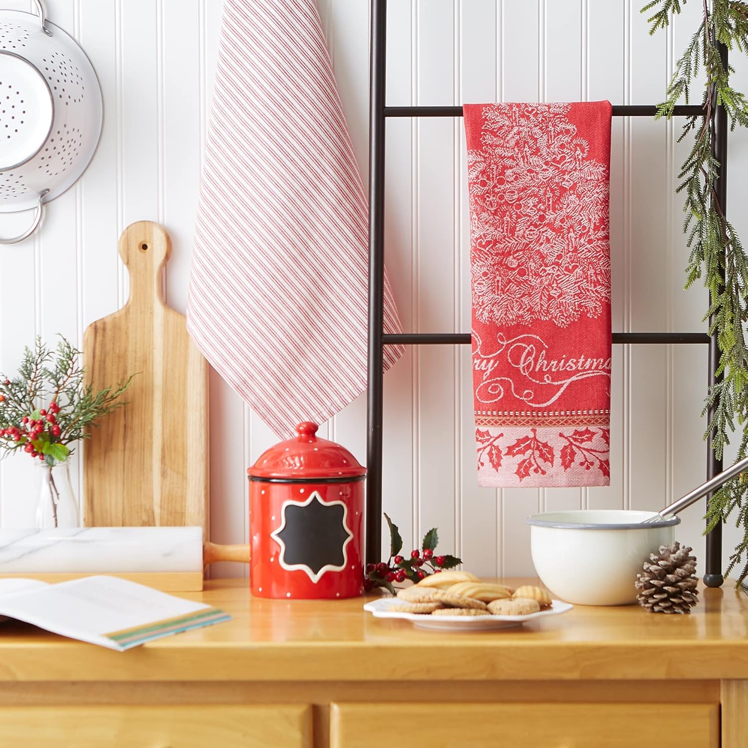 DII 18x28 Christmas Kitchen Towels - Festive Holiday Dish Towels Set 2 Count