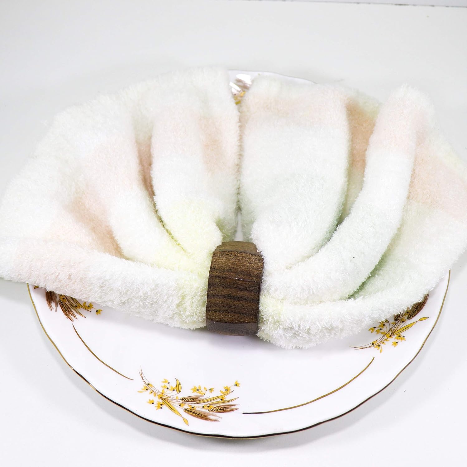 The Des knight Napkin Rings
