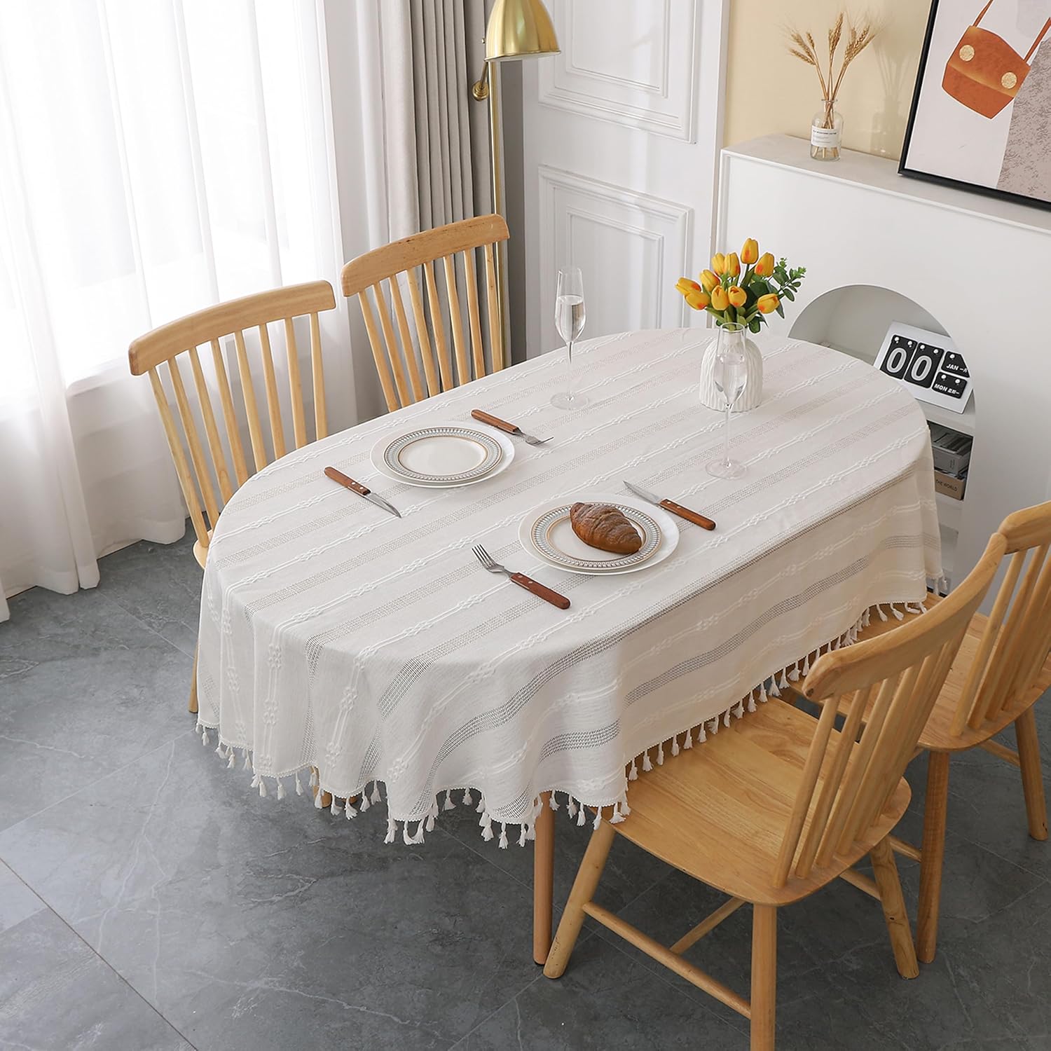 Gernaice Rustic Stripe Tablecloth - Elegant Design for Dining