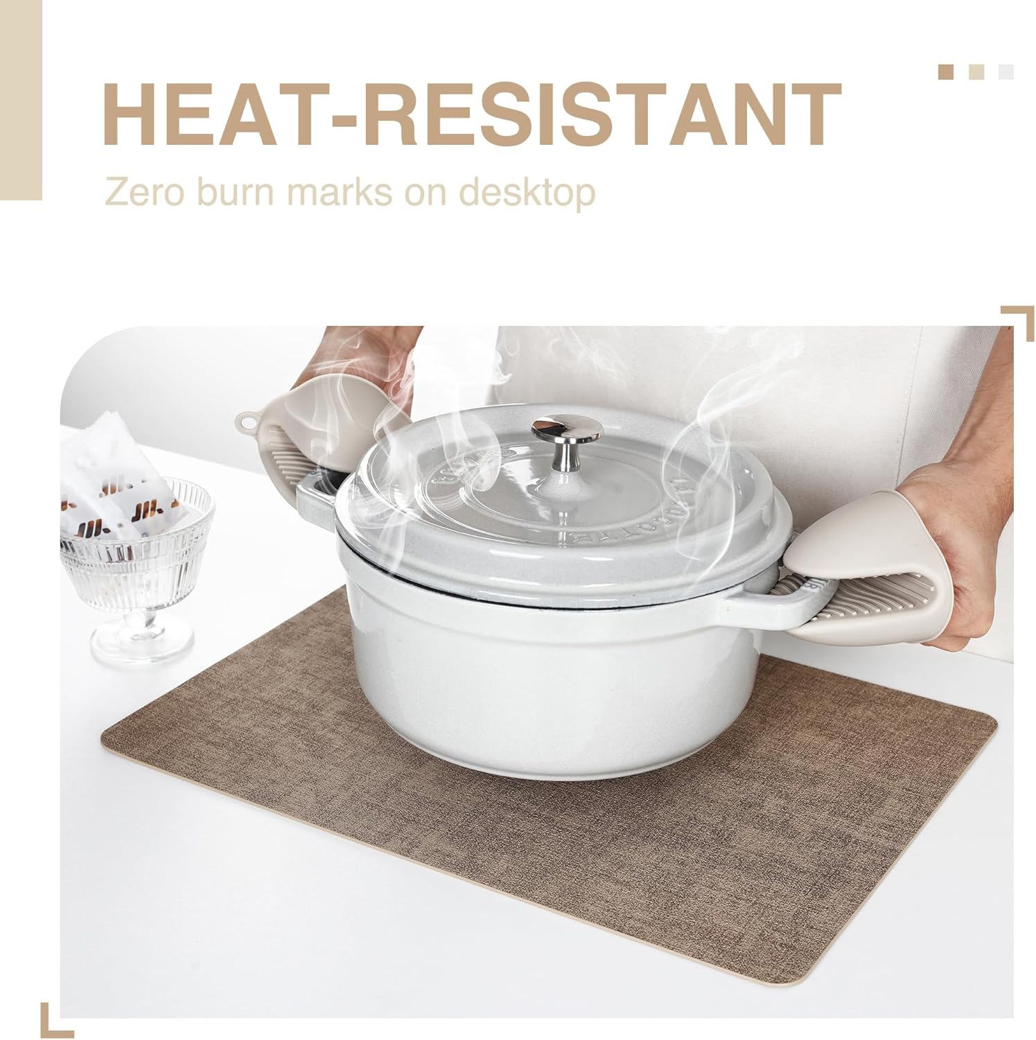 NCUE Faux Leather Place Mats Set of 6 Heat Resistant