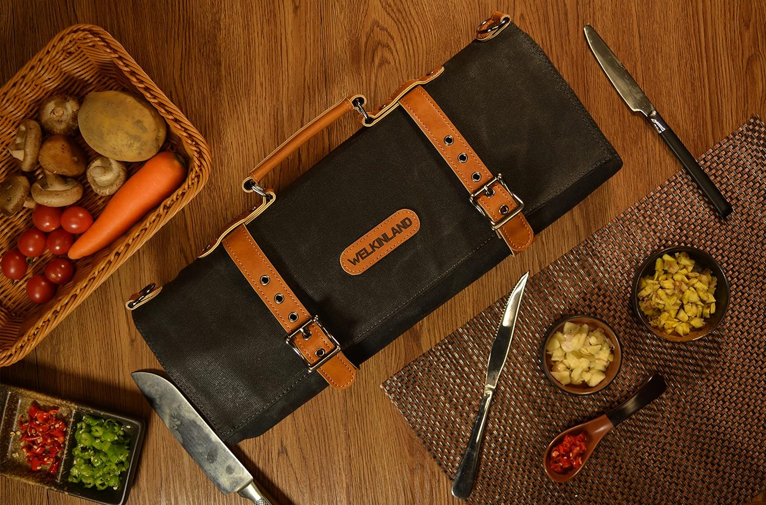 14-Pocket Knife Roll Case